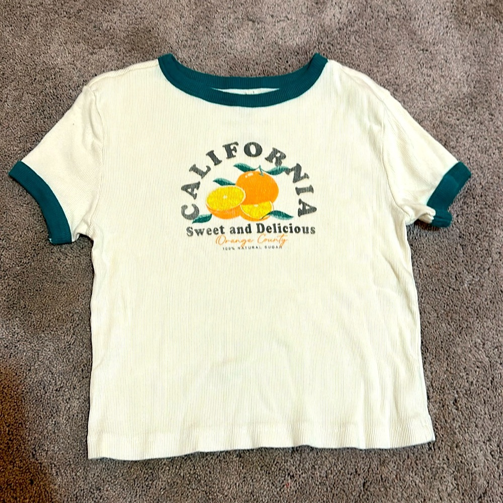 Cream colored women’s California orange T-shirt